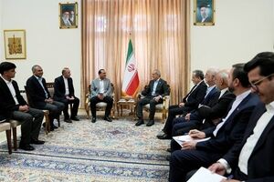 Pakistan Top General Holds Talks with Senior Iranian Officials in Tehran

