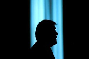 The World against the King