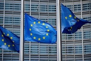 Most Europeans Back EU Foreign Policy Shift away from US, Survey Finds