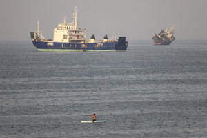 Hormuz Strait: Completely Under Iran's Control
