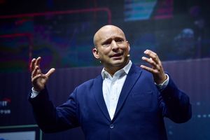 Israeli PM Is Hostage to Far-Right Ministers, Bennett Says
